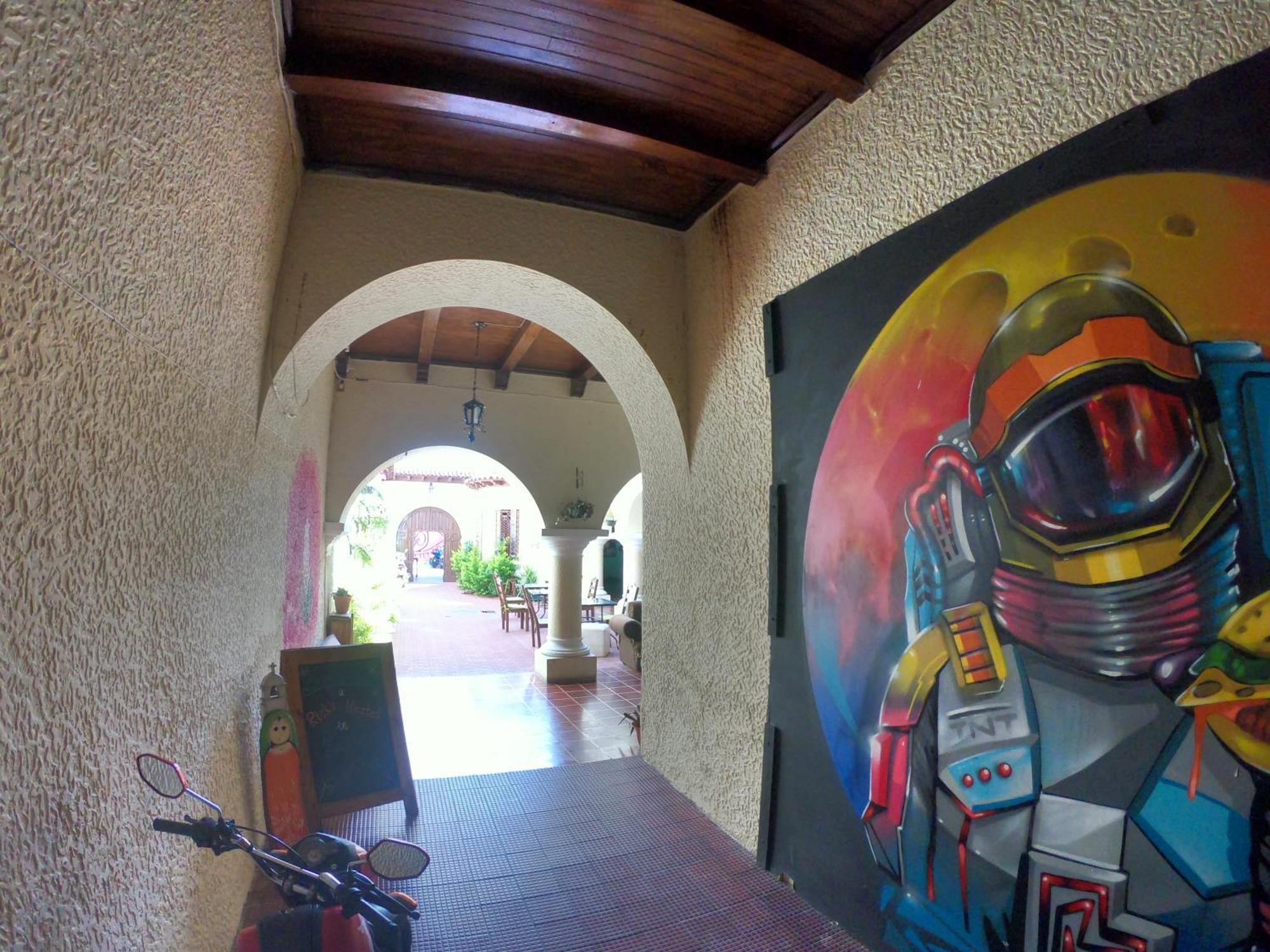 Ricks Hostel Santa Ana Exterior foto